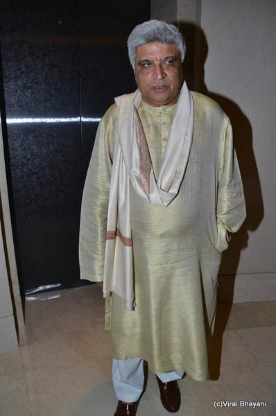 'मिजवां' फैशन शो में बॉलीवुड सितारे । रैंप पर बिकनी मॉडल्‍स