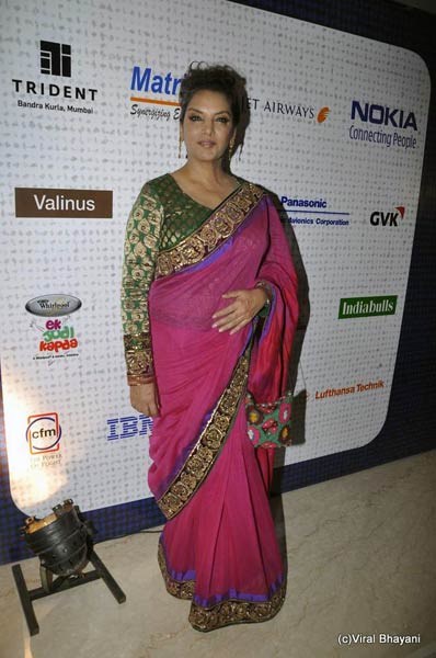 'मिजवां' फैशन शो में बॉलीवुड सितारे । रैंप पर बिकनी मॉडल्‍स