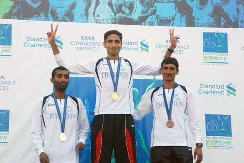 'मुंबई मैराथन-2011' में सितारों की झलक