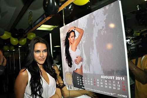 ‘गोल्डाज जिम 2011’ कलेंडर लॉन्च