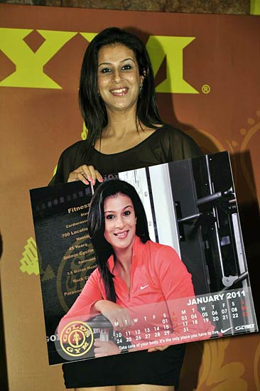‘गोल्डाज जिम 2011’ कलेंडर लॉन्च