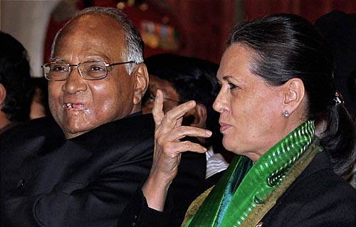 केंद्रीय मंत्रिमंडल में हुआ मामूली फेरबदल