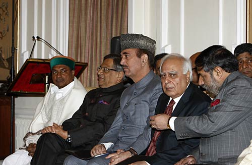 इंडोनेशियाई राष्‍ट्रपति का भव्‍य स्‍वागत