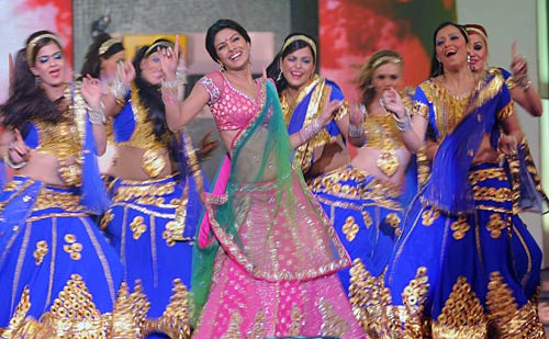 फिल्‍मफेयर में सितारों के जलवे | खूबसूरत चेहरे