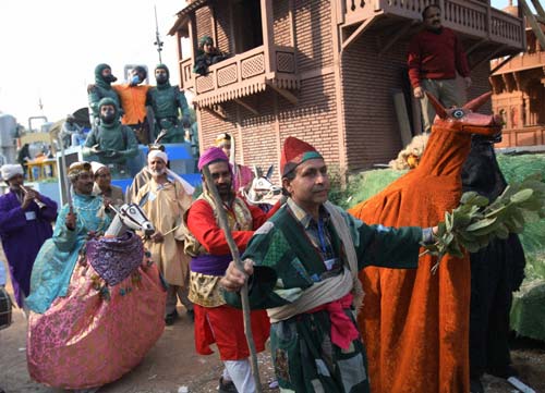 गणतंत्र दिवस के लिए सजी झांकियां । वीरता पुरस्कार