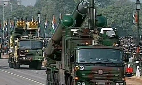 गणतंत्र दिवस पर राजपथ पर निकली परेड