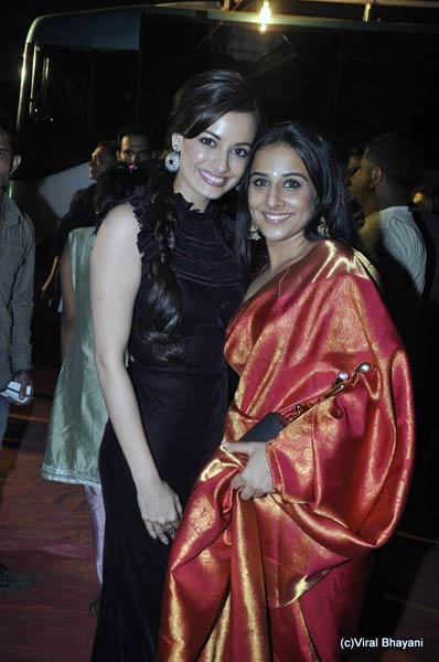 स्‍टार स्‍क्रीन अवॉर्ड की रंगीन शाम |    हुस्‍न जो दीवाना बना दे...