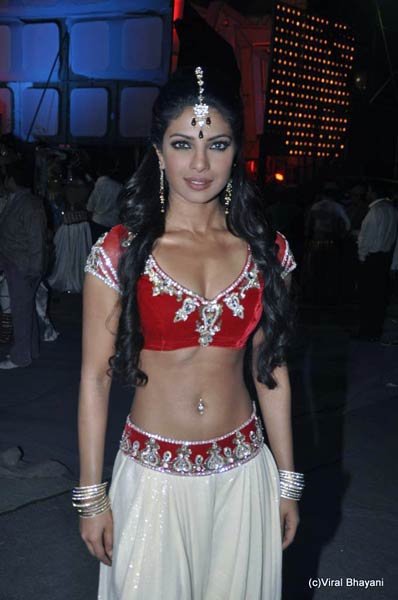 स्‍टार स्‍क्रीन अवॉर्ड की रंगीन शाम |    हुस्‍न जो दीवाना बना दे...