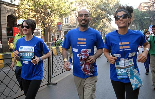 मैराथन में जमकर दौड़ी मुंबई...