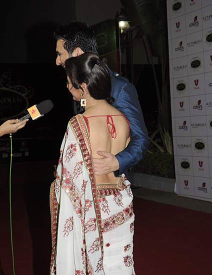 सितारों से सजा बालाजी अवॉर्ड समारोह... | सितारों की मौज