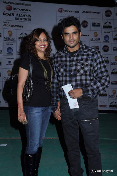 ब्रायन एडम्‍स के कॉन्‍सर्ट में उमड़ा बॉलीवुड | सितारों की मौज