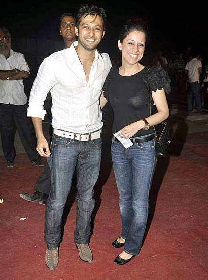 ब्रायन एडम्‍स के कॉन्‍सर्ट में उमड़ा बॉलीवुड | सितारों की मौज