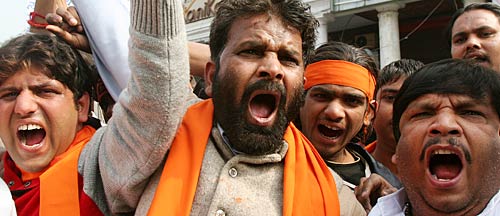 जम कर मनाएं वैलेंटाइन डे | 'वैलेंटाइन डे' पर विशेष