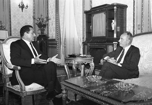 मिस्र में सत्ता परिवर्तन का स्वागत