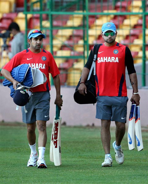 विश्‍वकप के लिए अभ्‍यास करते भारतीय खिलाड़ी...