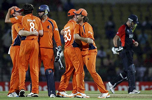 इंग्‍लैंड ने हॉलैंड पर दर्ज की शानदार जीत