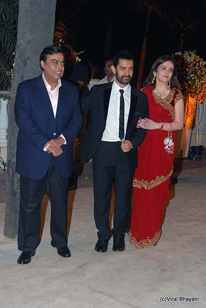 इमरान-अवंतिका की रिसेप्‍शन पार्टी । फराह के शो में सितारे