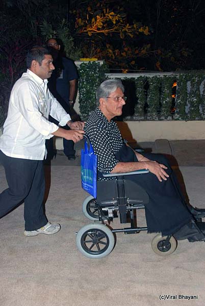 मामू की दावत, सितारों की मौज | गुलजार हुई रिसेप्‍शन पार्टी