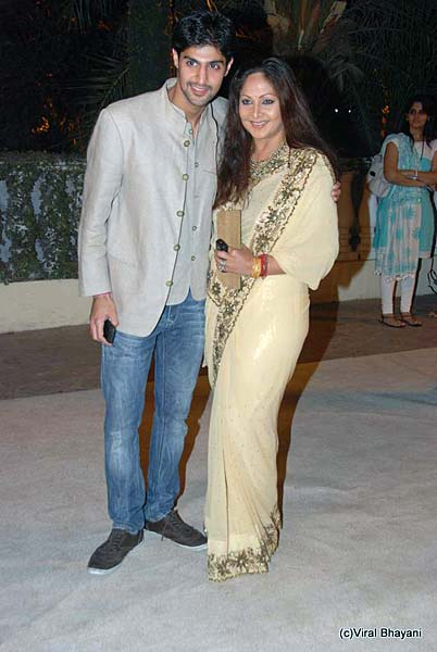 इमरान-अवंतिका की रिसेप्‍शन पार्टी । फराह के शो में सितारे