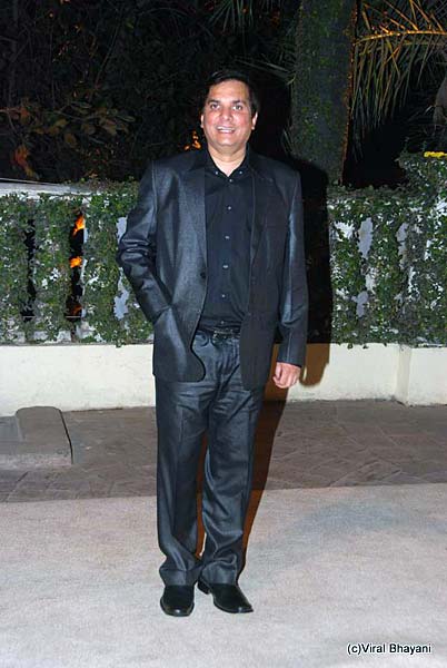 मामू की दावत, सितारों की मौज | गुलजार हुई रिसेप्‍शन पार्टी