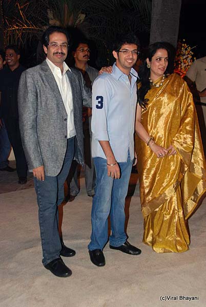 मामू की दावत, सितारों की मौज | गुलजार हुई रिसेप्‍शन पार्टी