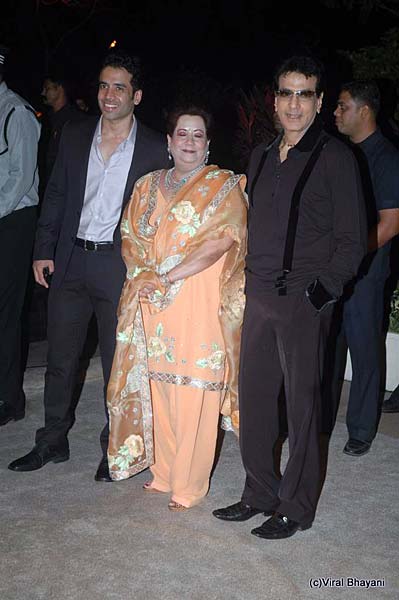 इमरान-अवंतिका की रिसेप्‍शन पार्टी । फराह के शो में सितारे