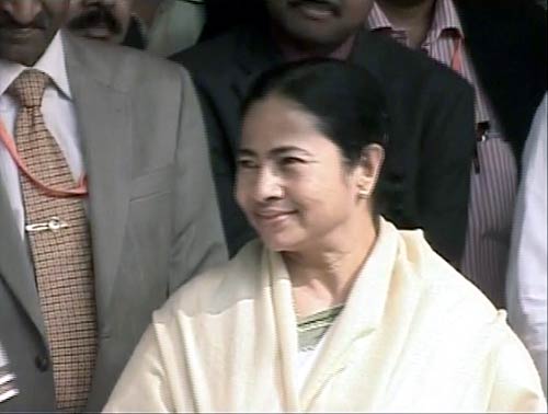 पेश हुआ ममता का रेल बजट