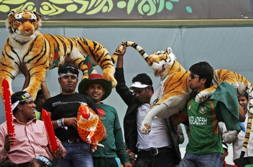 बांग्‍लादेश के खिलाफ शान से जीता भारत । क्रिकेट फीवर