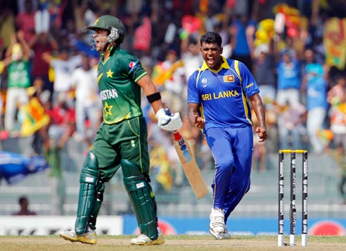 पाक ने श्रीलंका को दी पटखनी...