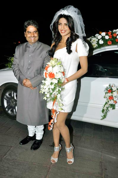 7 खून माफ के प्रोमोशन में जुटी प्रियंका