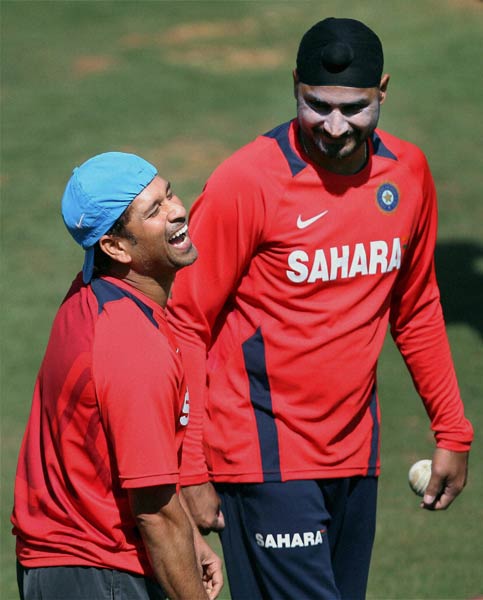 साथी खिलाड़ि‍यों को सचिन की सीख...