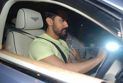 शाहिद कपूर की बर्थडे पार्टी में सितारे । सितारों की मस्‍ती