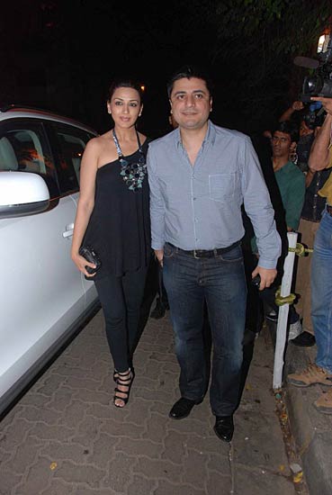 शाहिद कपूर की बर्थडे पार्टी में सितारे । सितारों की मस्‍ती