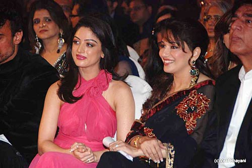 स्‍टारडस्‍ट अवार्ड में सितारे । सितारों की मस्‍ती