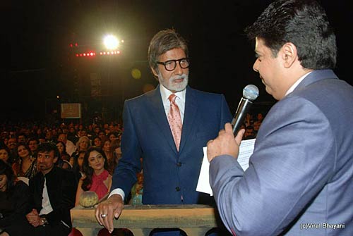 स्‍टारडस्‍ट अवार्ड में सितारे । सितारों की मस्‍ती