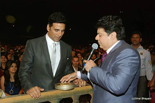 स्‍टारडस्‍ट अवार्ड में सितारे । सितारों की मस्‍ती