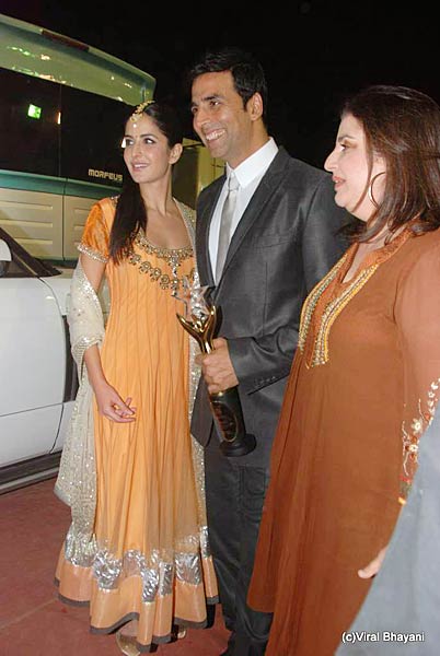 स्‍टारडस्‍ट अवार्ड में सितारे । सितारों की मस्‍ती