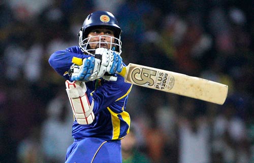 पाक ने श्रीलंका को दी पटखनी...