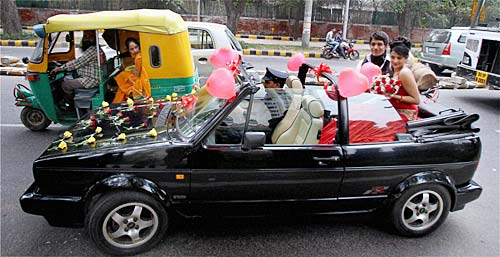 जम कर मनाएं वैलेंटाइन डे | 'वैलेंटाइन डे' पर विशेष