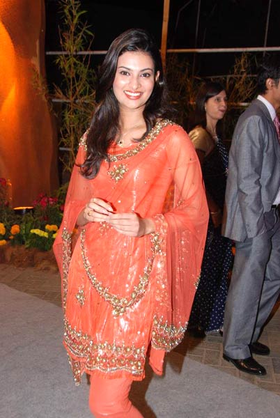 वेणुगोपाल की बेटी की शादी में सितारे | सितारों की मौज