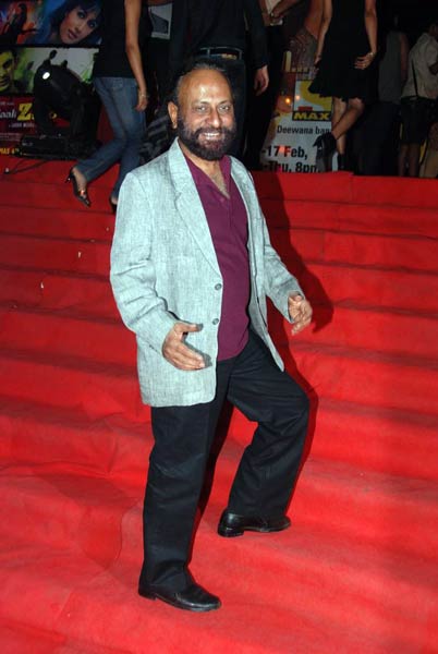 'ये साली जिंदगी' की प्रीमियर पार्टी । फराह के शो में सितारे