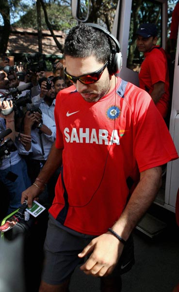 विश्‍वकप के लिए अभ्‍यास करते भारतीय खिलाड़ी...