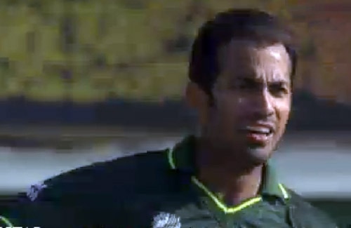 भारत-पाक के बीच हुए महामुकाबले की तस्‍वीरें । अपडेट