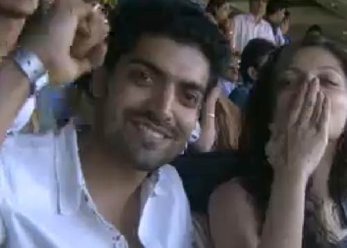 भारत-पाक के बीच हुए महामुकाबले की तस्‍वीरें । अपडेट