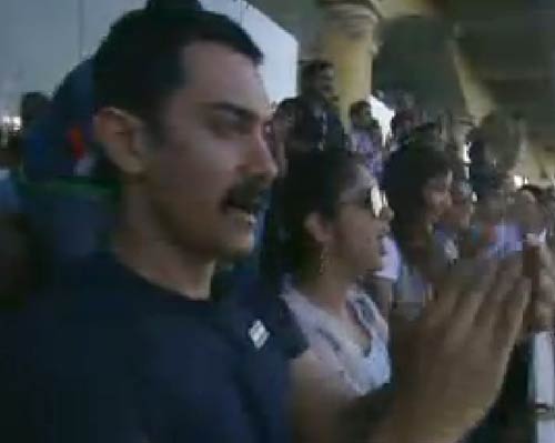 भारत-पाक के बीच हुए महामुकाबले की तस्‍वीरें । अपडेट