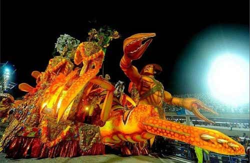 ब्राजील में कार्निवाल का खुमार...। सितारों की मस्ती