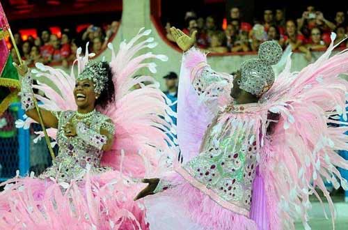 ब्राजील में कार्निवाल का खुमार...। सितारों की मस्ती