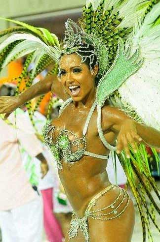 ब्राजील में कार्निवाल का खुमार...। सितारों की मस्ती