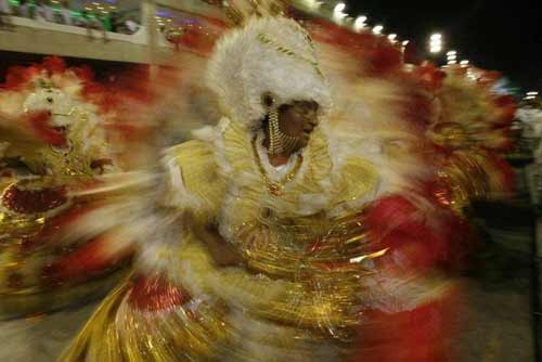 ब्राजील में कार्निवाल का खुमार...। सितारों की मस्ती