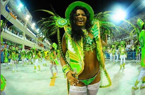 ब्राजील में कार्निवाल का खुमार...। सितारों की मस्ती